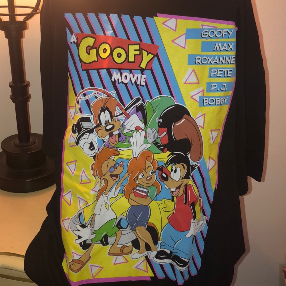 🤹🏻A Goofy Movie T-shirt.